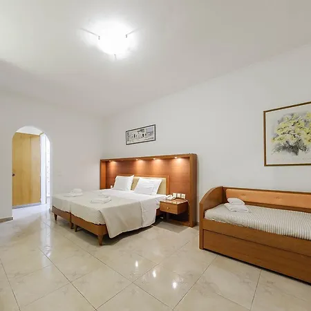 Zante Palace מלון דירות