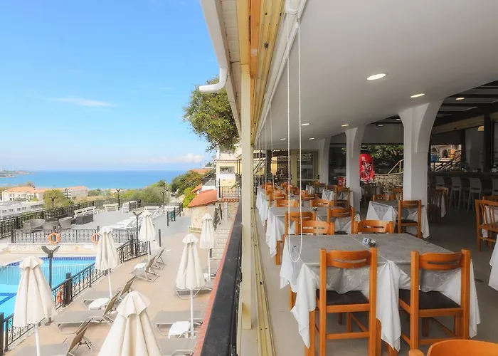 Zante Aparthotel 3*