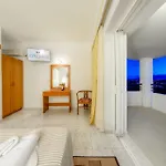 Zante Palace מלון דירות 3*