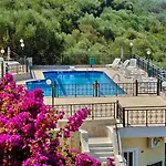 Zante Palace 3*