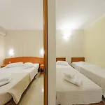 מלון דירות Zante Palace טסיליבי