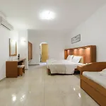 מלון דירות Zante Palace טסיליבי